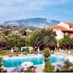 Pythos Aparthotel