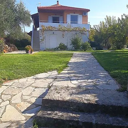 Pythos Apartahotel