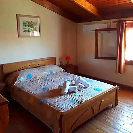 Pythos Apartahotel