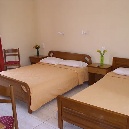Aparthotel Pythos 2*