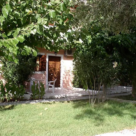 Hotel apartamentowy Pythos